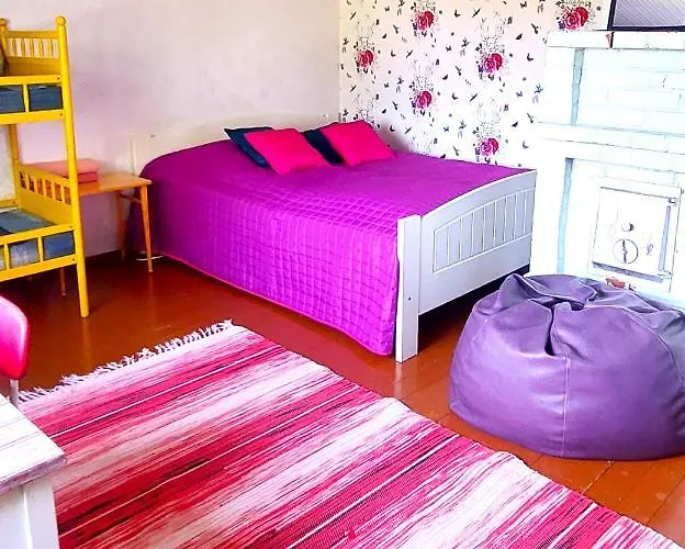 Holiday home Mummola Neljaen Makuuhuoneen Asunto Laehellae Jokea