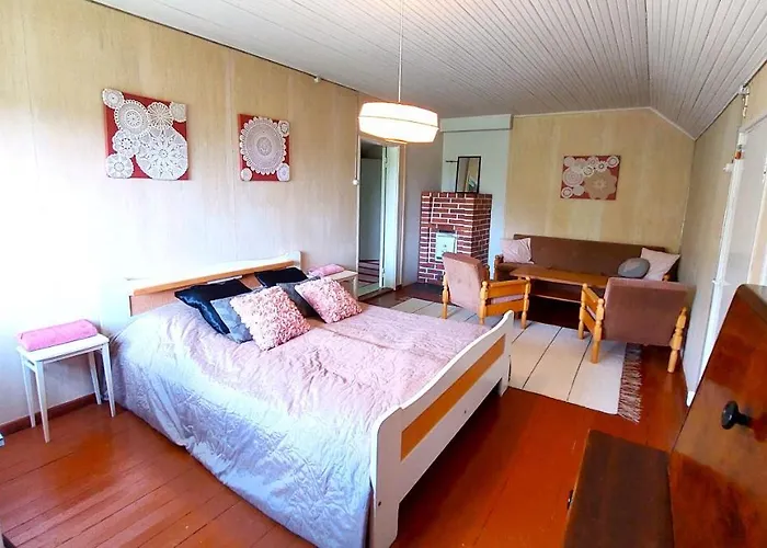 Mummola Neljaen Makuuhuoneen Asunto Laehellae Jokea Holiday home Simpele