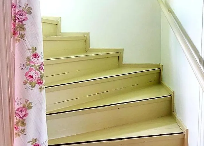 Mummola Neljaen Makuuhuoneen Asunto Laehellae Jokea *